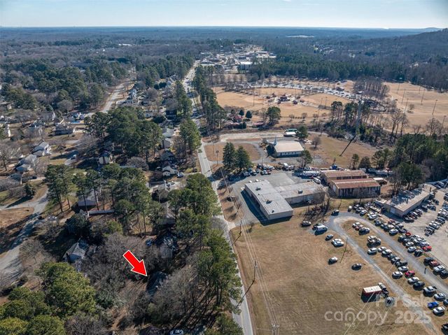 1316 Neal Hawkins Road, Gastonia, NC 28056