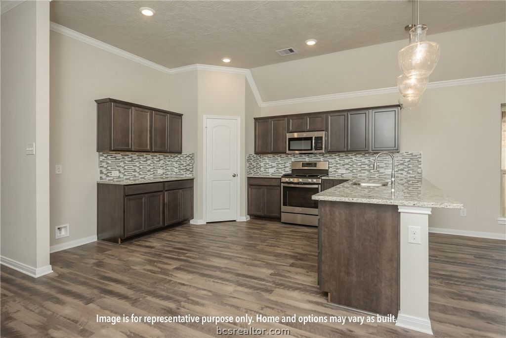 7805 Leadtree Drive, Navasota, TX 77868 — photo 5