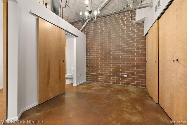 333 E Parent Avenue 26, Royal Oak, MI 48067