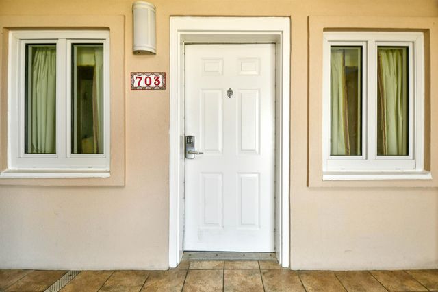 1321 S Ocean Blvd Unit 703, North Myrtle Beach, SC 29582