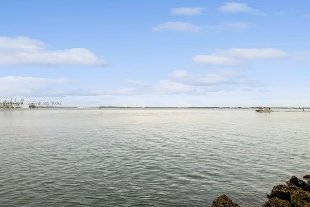 540 Brickell Key Dr 504, Miami, FL 33131