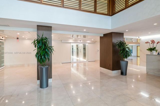 540 Brickell Key Dr 504, Miami, FL 33131