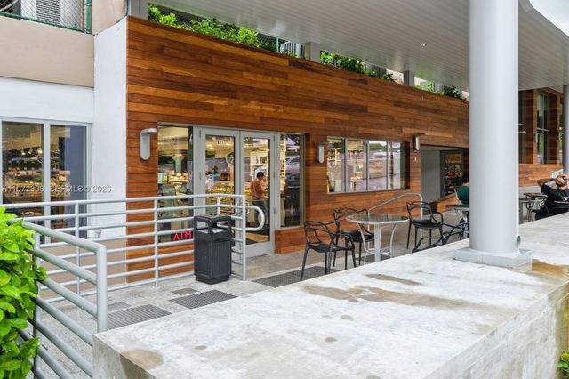 540 Brickell Key Dr 504, Miami, FL 33131