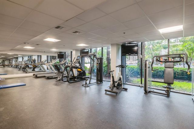 540 Brickell Key Dr 504, Miami, FL 33131