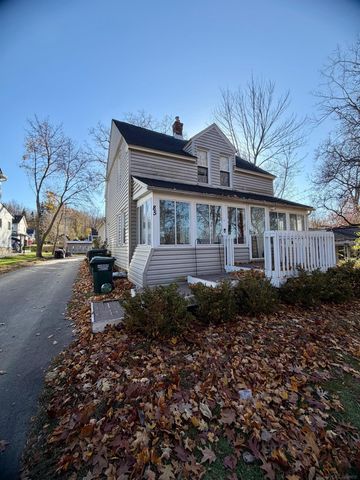 85 Childress Avenue, Rochester Hills, MI 48307