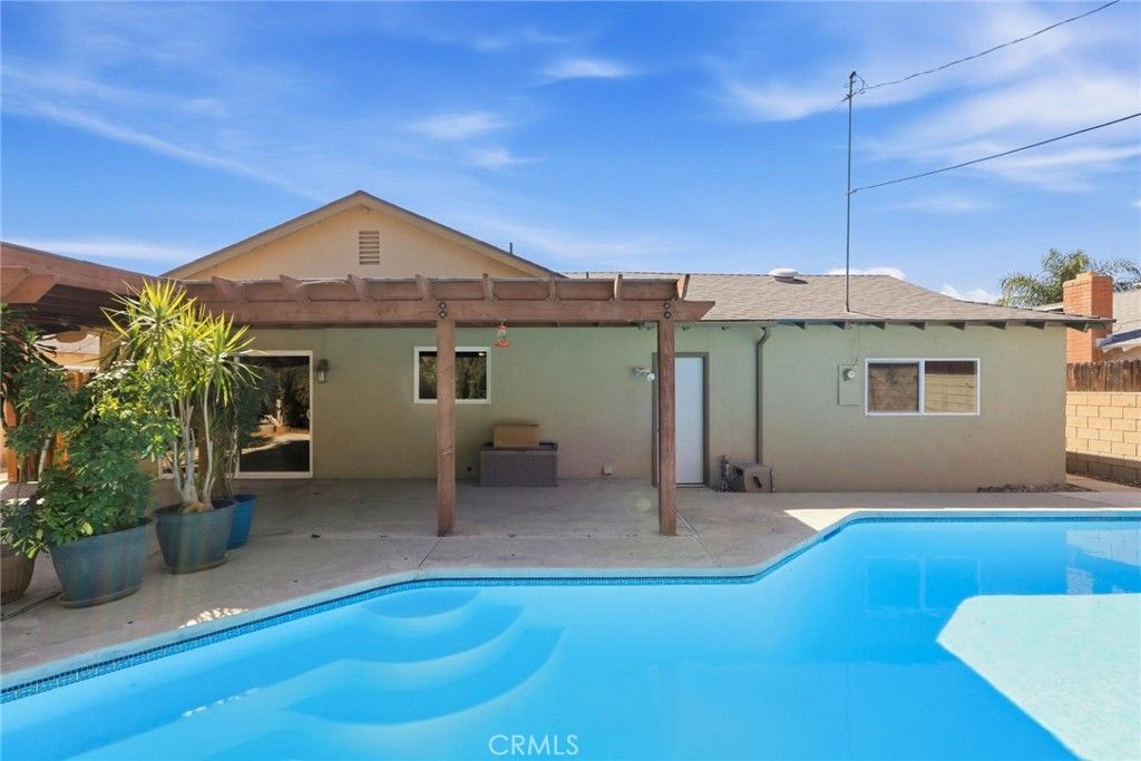 4377 Newby, Riverside, CA 92505 — photo 4