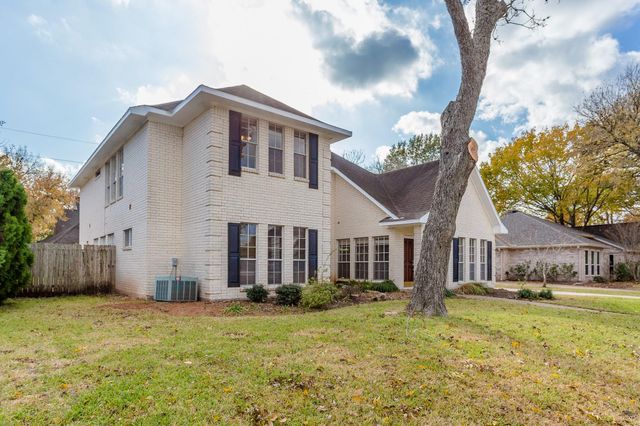 1703 Plantation Drive, Richmond, TX 77406