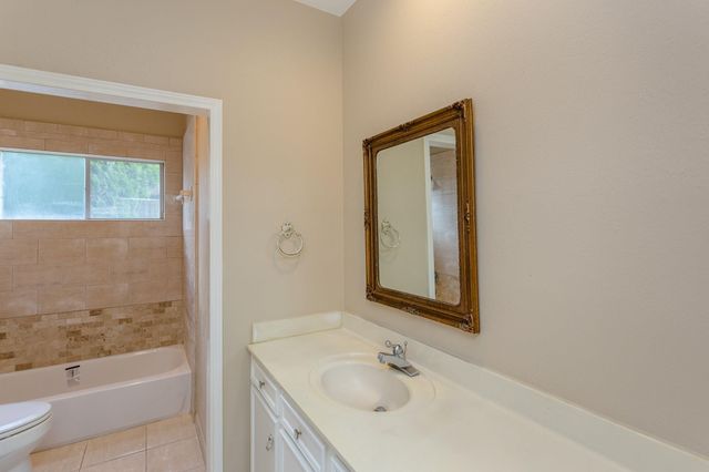 1703 Plantation Drive, Richmond, TX 77406