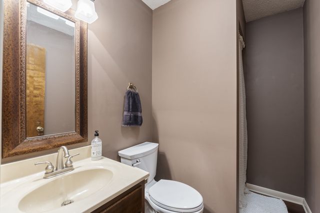 954 Belmont Rd, Manchester, TN 37355