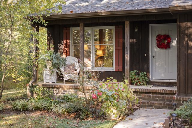954 Belmont Rd, Manchester, TN 37355