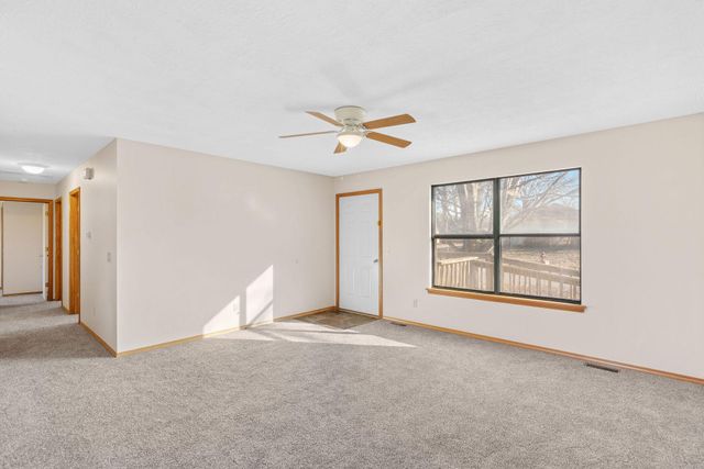 1103 N Bluegill Street, Nixa, MO 65714