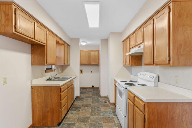 1103 N Bluegill Street, Nixa, MO 65714