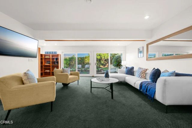 875 Longford Avenue, Thousand Oaks, CA 91320