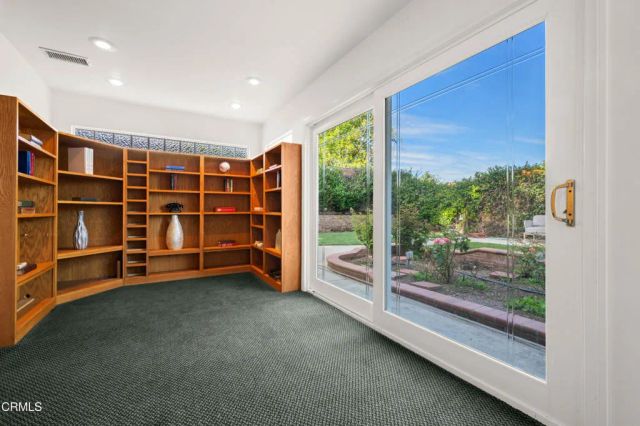 875 Longford Avenue, Thousand Oaks, CA 91320