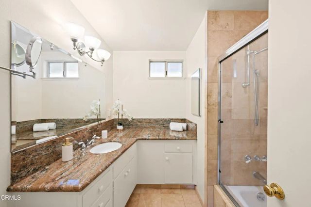 875 Longford Avenue, Thousand Oaks, CA 91320