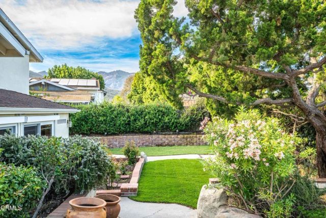 875 Longford Avenue, Thousand Oaks, CA 91320