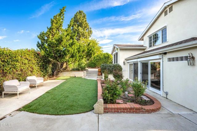 875 Longford Avenue, Thousand Oaks, CA 91320