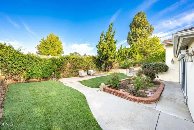 875 Longford Avenue, Thousand Oaks, CA 91320