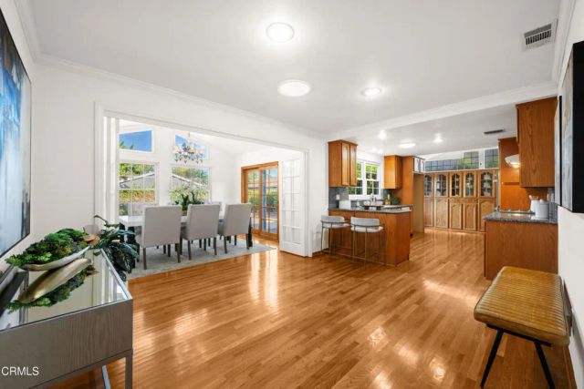 875 Longford Avenue, Thousand Oaks, CA 91320