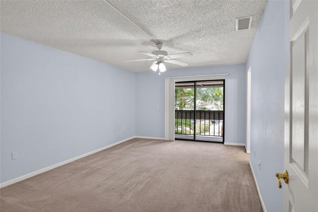 1810 VILLAGE CT, Mulberry, FL 33860