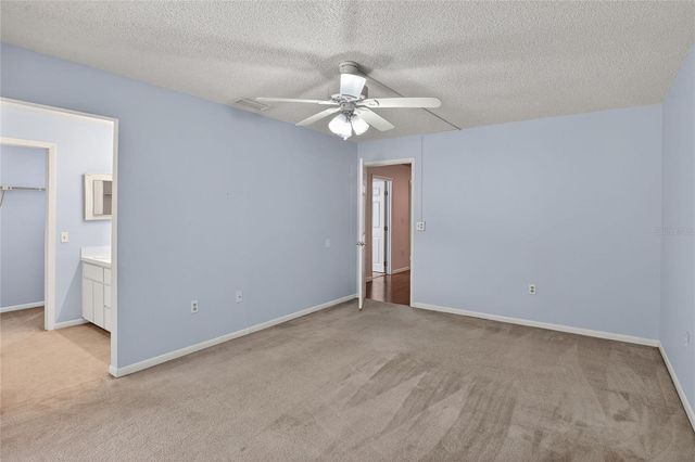 1810 VILLAGE CT, Mulberry, FL 33860