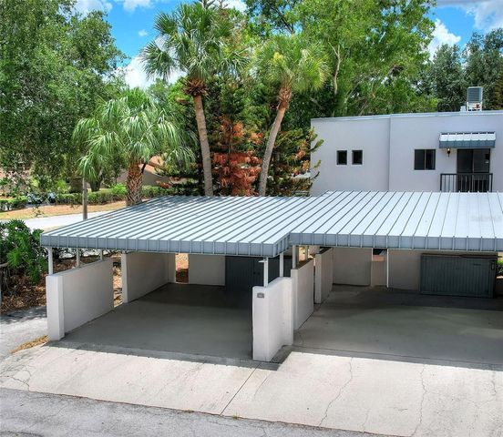 1810 VILLAGE CT, Mulberry, FL 33860