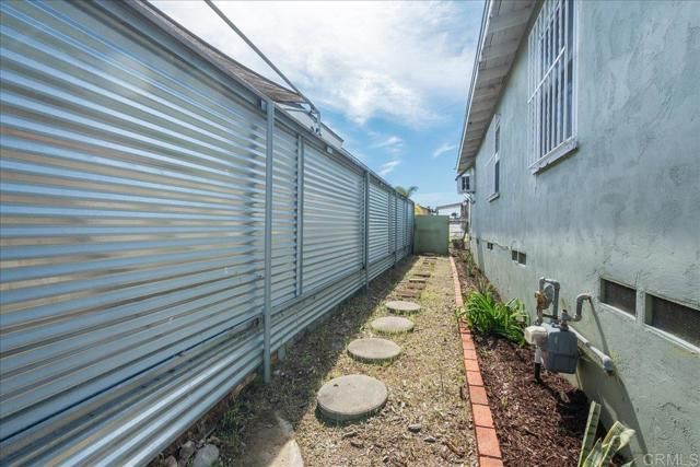 4176 Epsilon Street, San Diego, CA 92113