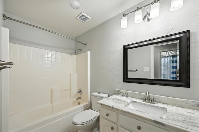 18208 Muir Circle, Dallas, TX 75287