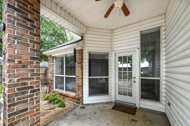 18208 Muir Circle, Dallas, TX 75287