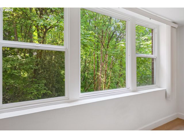 1205 Sw CARDINELL Dr 604, Portland, OR 97201