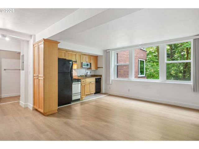 1205 Sw CARDINELL Dr 604, Portland, OR 97201