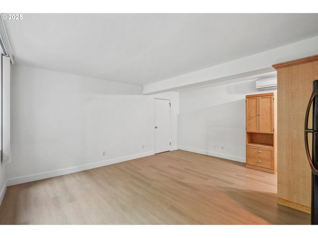 1205 Sw CARDINELL Dr 604, Portland, OR 97201