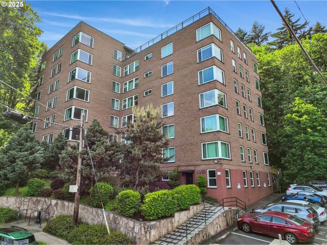 1205 Sw CARDINELL Dr 604, Portland, OR 97201