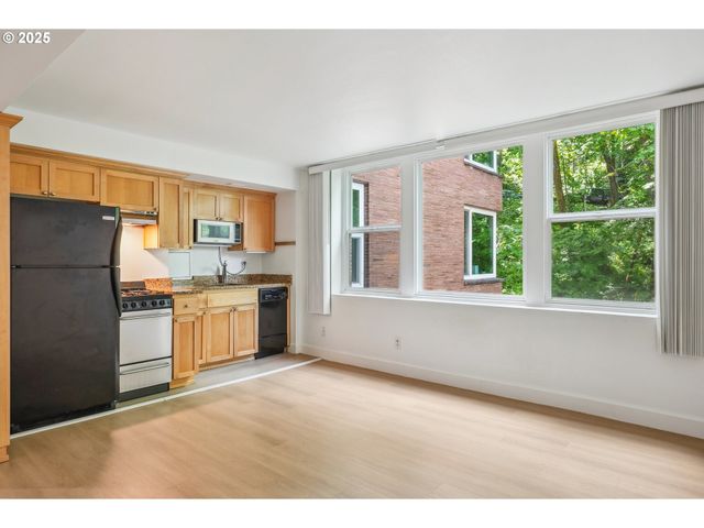 1205 Sw CARDINELL Dr 604, Portland, OR 97201