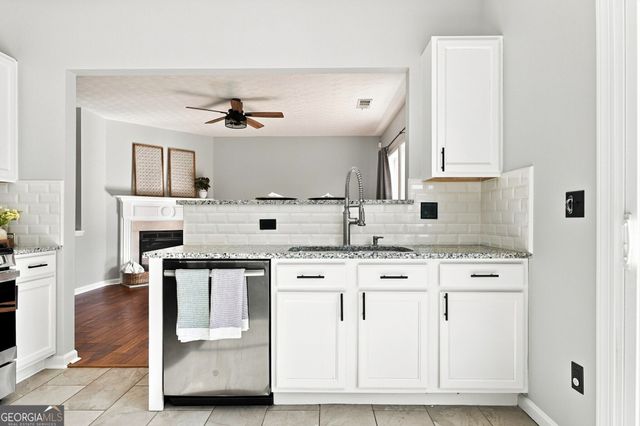 309 Woodland Pass, Canton, GA 30114