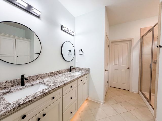 2530 Walpole Ln, Columbia, TN 38401