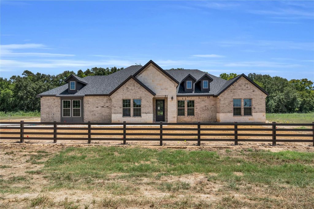 270 Seguin Drive, New Waverly, TX 77358