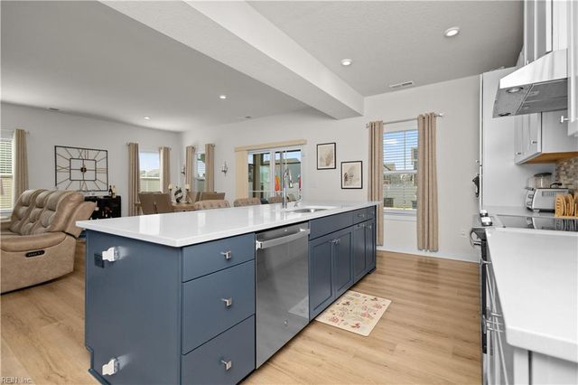 210 Garland Street, Moyock, NC 27958