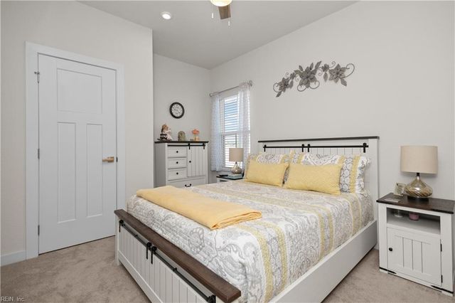 210 Garland Street, Moyock, NC 27958