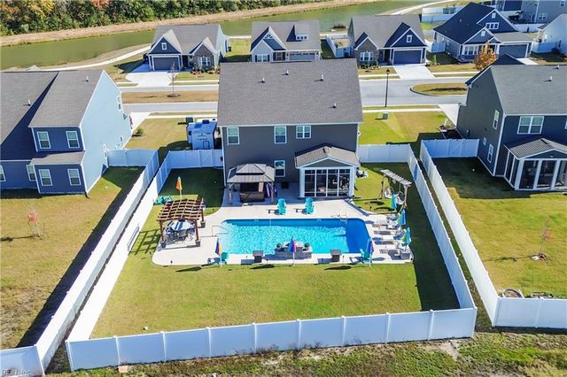 210 Garland Street, Moyock, NC 27958