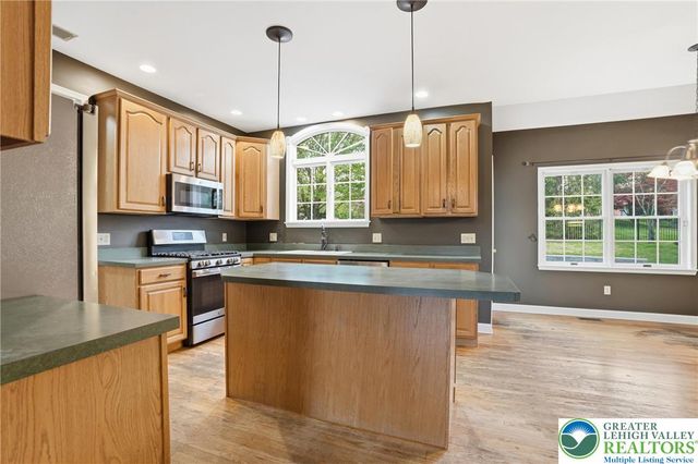 3130 Muirfield Road, Upper Saucon Twp, PA 18034