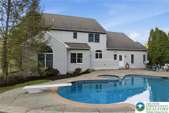 3130 Muirfield Road, Upper Saucon Twp, PA 18034