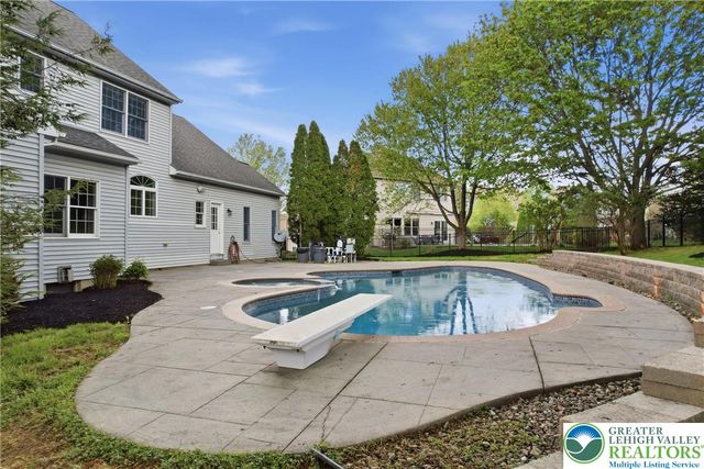 3130 Muirfield Road, Upper Saucon Twp, PA 18034