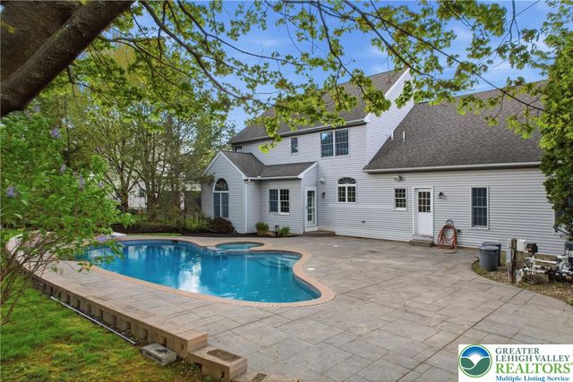 3130 Muirfield Road, Upper Saucon Twp, PA 18034