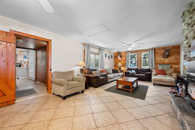 80 Hartwood Club Road, Sparrowbush, NY 12780