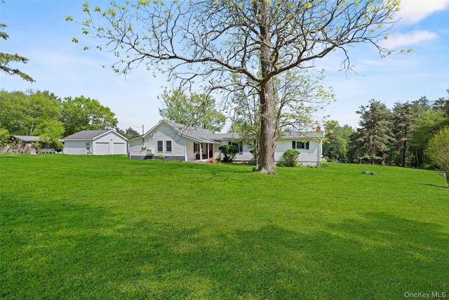 80 Hartwood Club Road, Sparrowbush, NY 12780