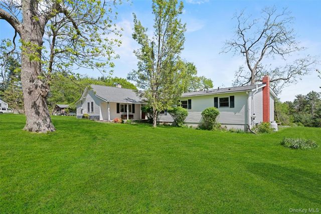 80 Hartwood Club Road, Sparrowbush, NY 12780