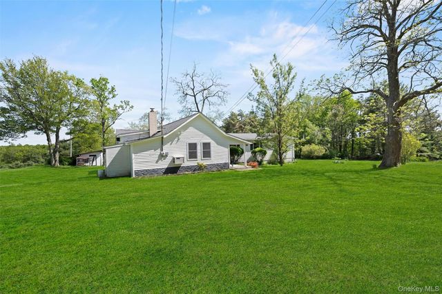 80 Hartwood Club Road, Sparrowbush, NY 12780