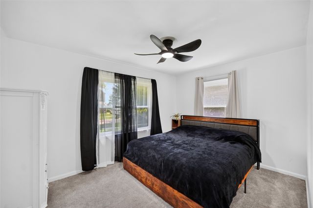 2420 Logan Avenue, Des Moines, IA 50317