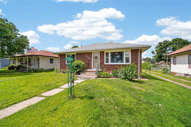 2420 Logan Avenue, Des Moines, IA 50317
